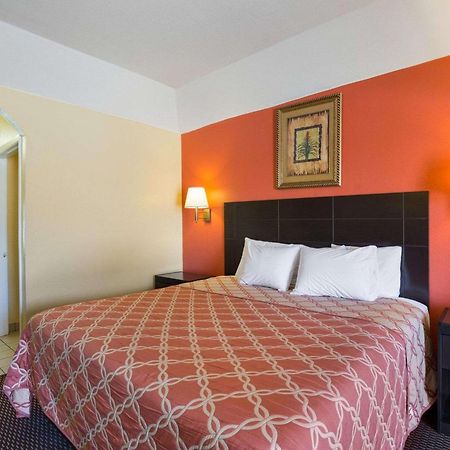 Rodeway Inn & Suites Humble Kültér fotó